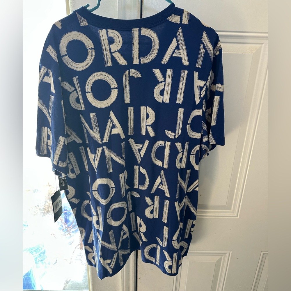Jordan Navy T-Shirt with Red Logo Allover Print - Picture 4 of 7